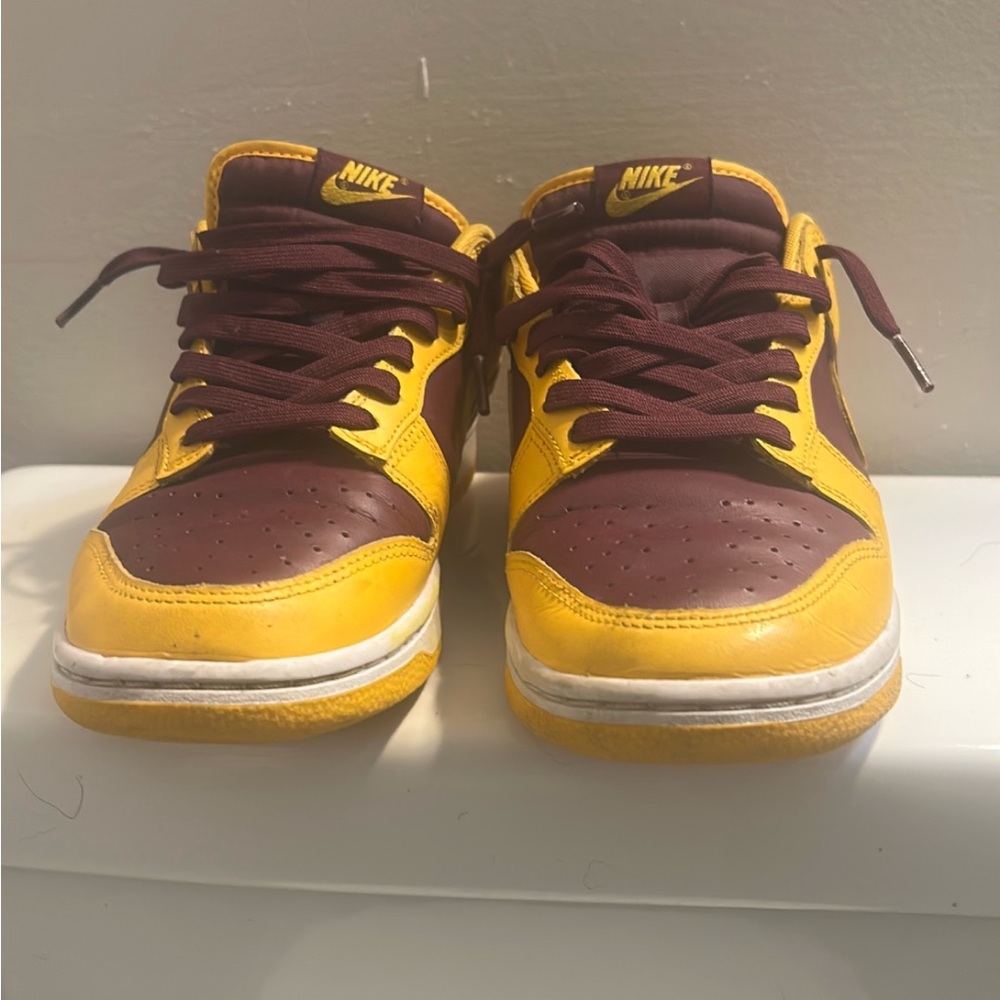 Nike Kids Yellow and Maroon Sneakers